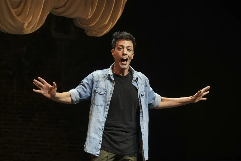 Regresa "El Brote" de Emiliano Dionisi