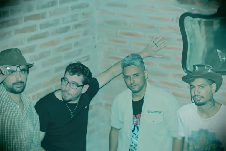 Ciclo “El rock a buen puerto”