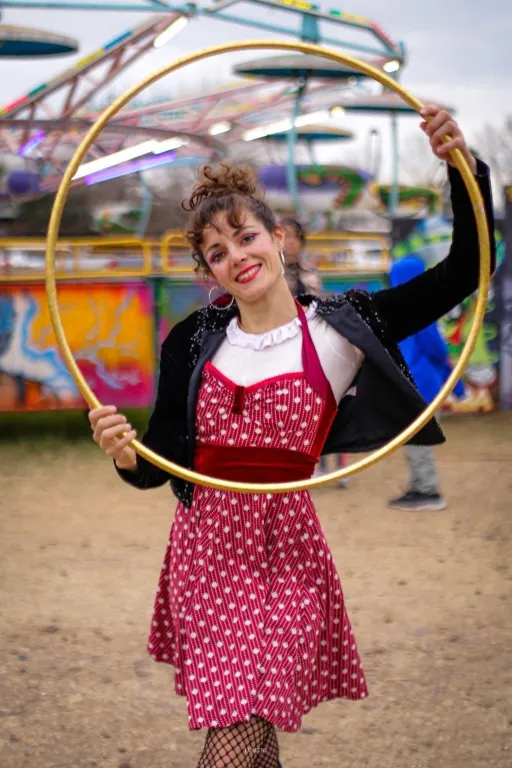 Se presenta Bucles "Circo y firuletes"