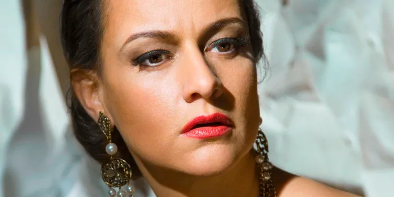 “Dijeron de mí” Virginia Innocenti canta a Tita Merello en la sala Bristol del Auditorium
