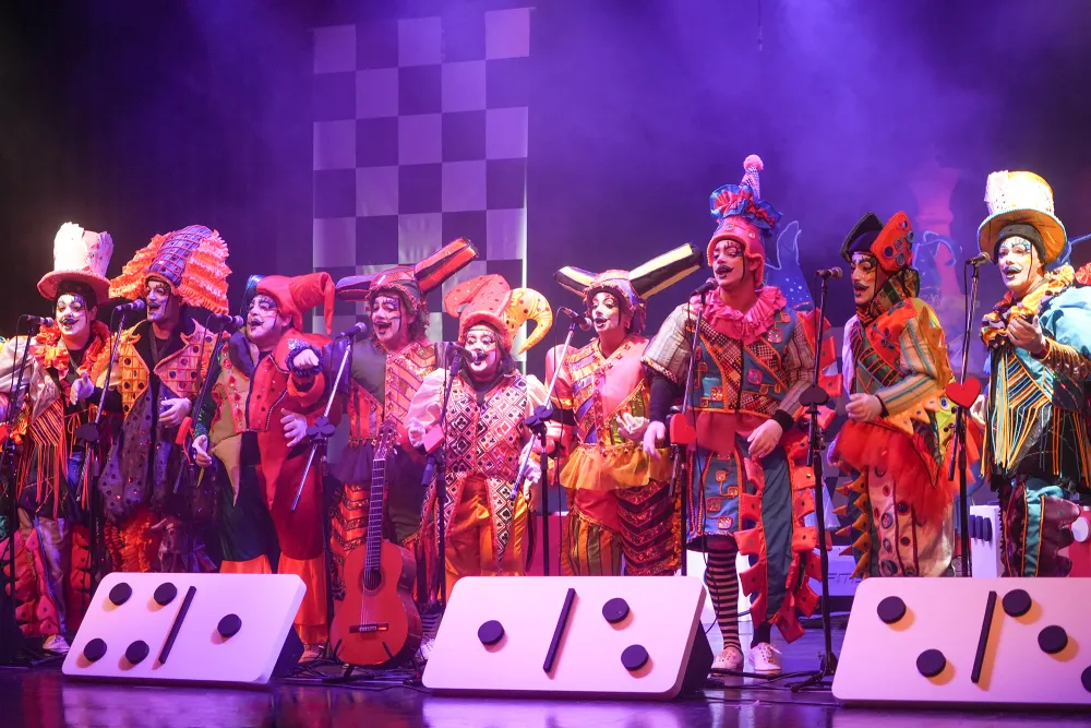 Vuelve la Murga Lavate y Vamo con “El Juego del Bufón”