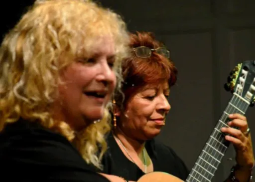 “Rimas y Acordes” con Marta Suint y Silvia Castro