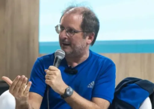 Charla con Martín Kohan y Luciana Baldini en el ciclo “El Teatro y la Escuela”