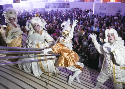 El Auditorium festejó sus 80 años con una mega fiesta de la Cultura