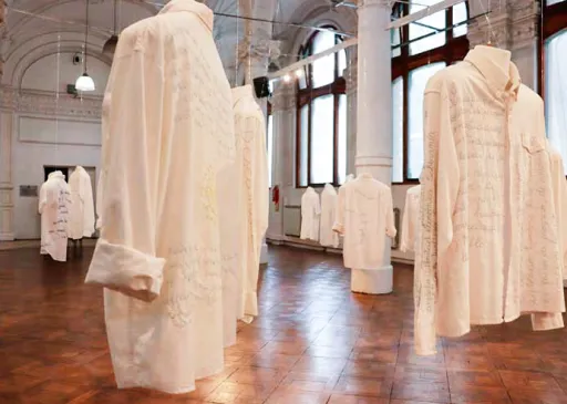 Inauguración de la muestra textil "Proyecto Descamisadas"