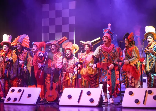 Vuelve la Murga Lavate y Vamo con “El Juego del  Bufón”