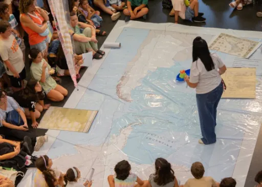 Científicos del Conicet presentan “Vidas submarinas: ciencia, arte y soberanía” para alumnos de escu
